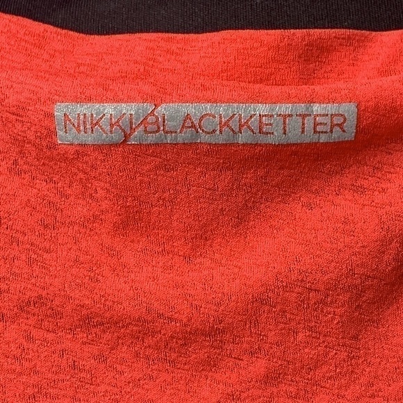 Gymshark Womens Red Coral Nikki Blackketter Care free Tee Shirt Top Size Small - Picture 5 of 8